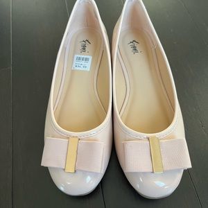 New Fioni Light Pink Flats Size 6.5